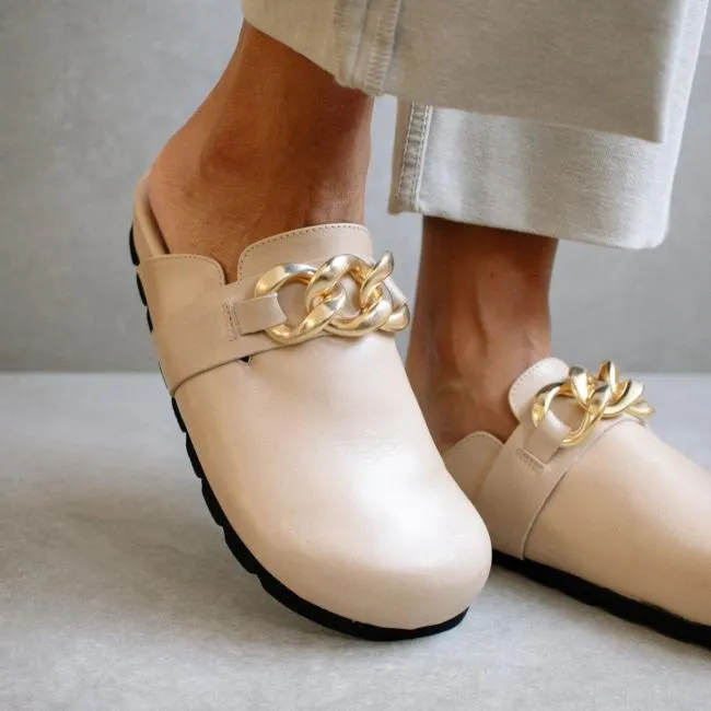 ALOHAS Clogs Fireplace Chain 8211 Beige Leather Clogs 8211 Women