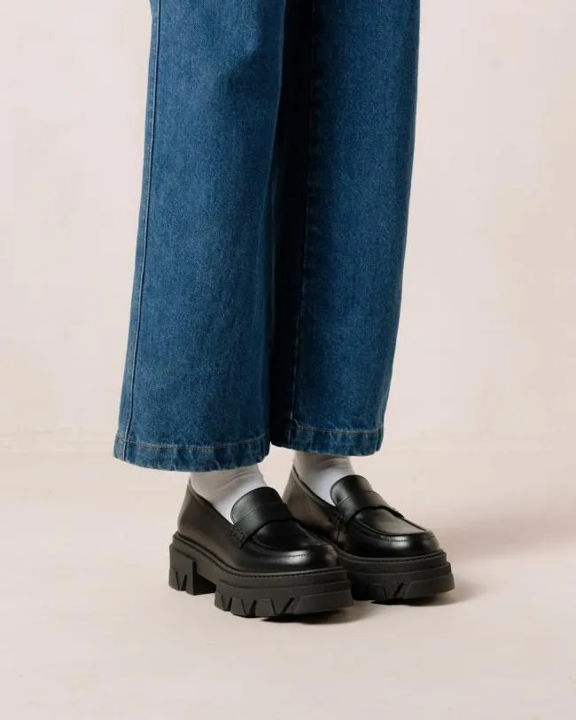 ALOHAS Loafers Trailblazer 8211 Black Leather Loafers 8211 Women