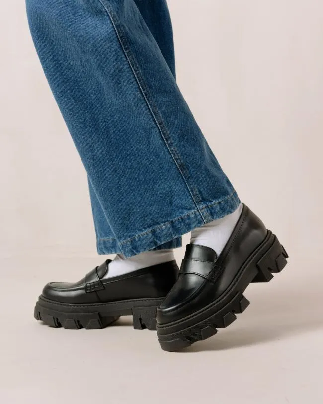ALOHAS Loafers Trailblazer 8211 Black Leather Loafers 8211 Women