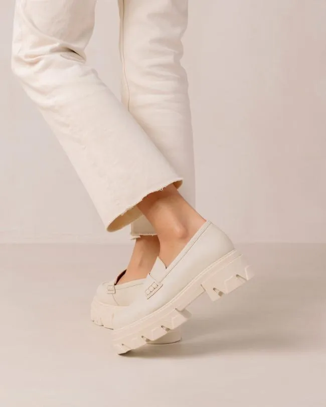 ALOHAS Loafers Trailblazer 8211 Cream Leather Loafers 8211 Women