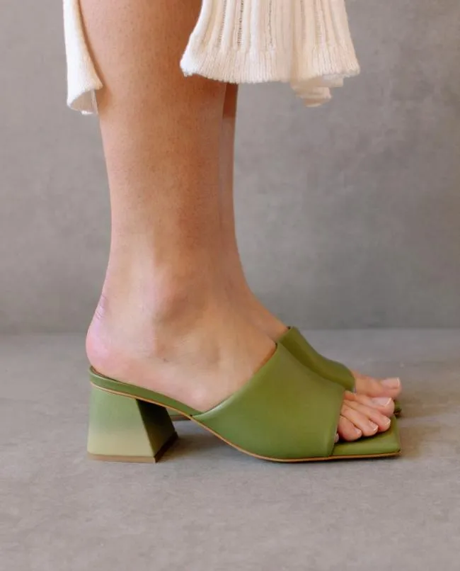 ALOHAS Mules Brushed Degrad 8211 Green And Yellow Leather Sandals 8211 Women
