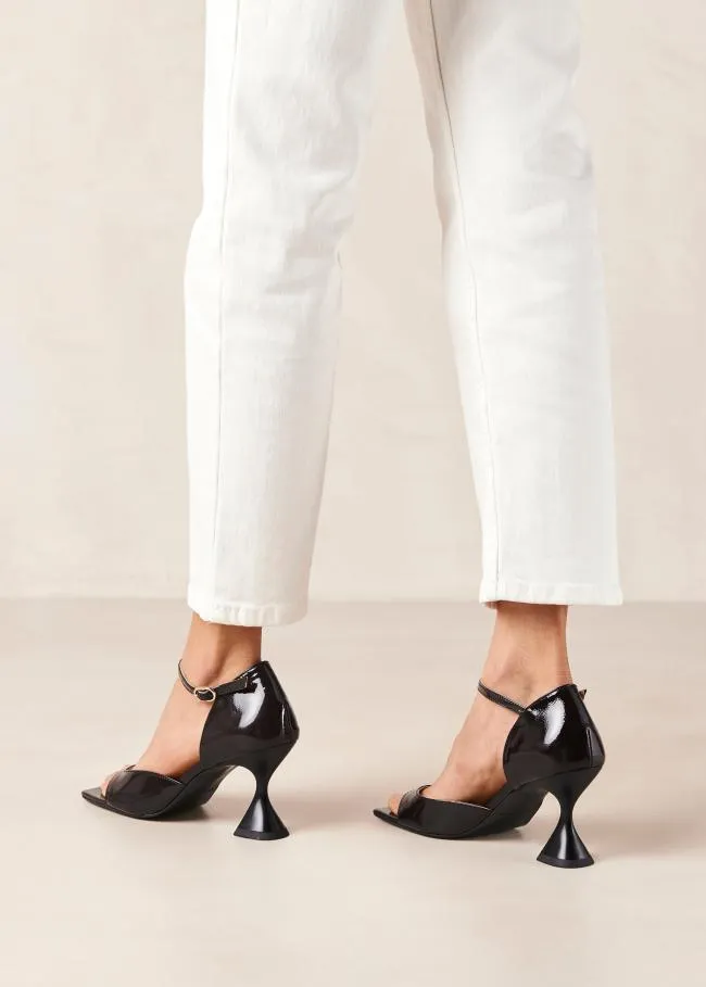 ALOHAS Pumps Beijos 8211 Black Patent Ankle Strap Heels 8211 Women
