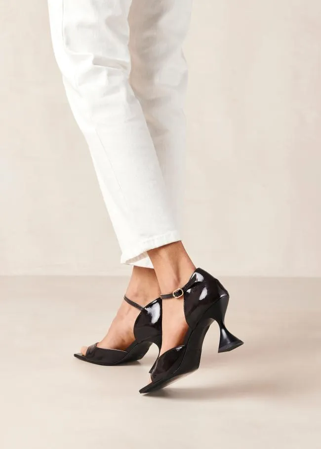 ALOHAS Pumps Beijos 8211 Black Patent Ankle Strap Heels 8211 Women