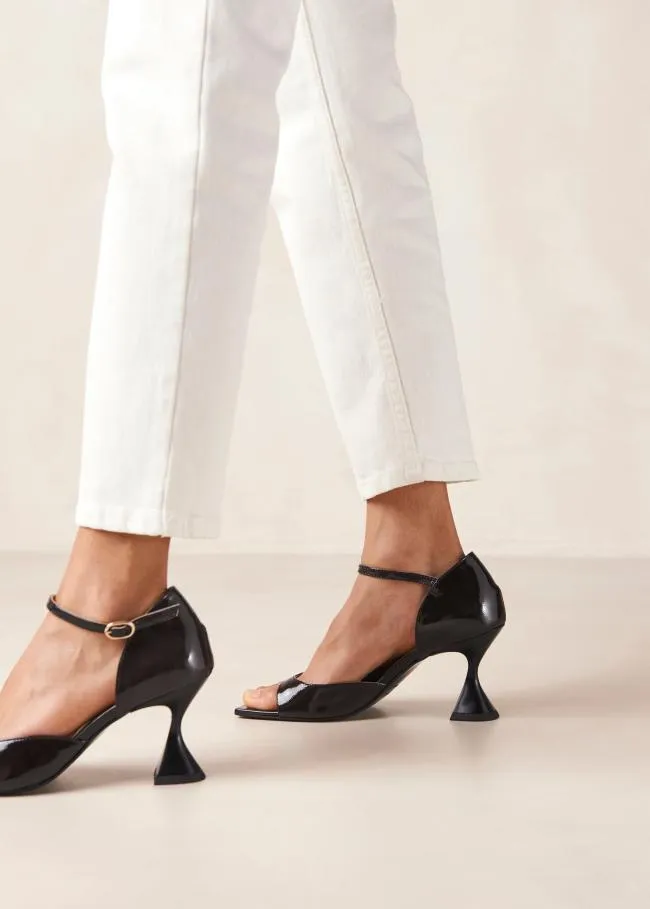 ALOHAS Pumps Beijos 8211 Black Patent Ankle Strap Heels 8211 Women