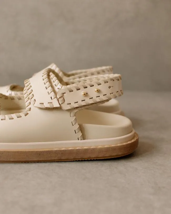 ALOHAS Sandals Barrel 8211 White And Beige Leather Sandals 8211 Women