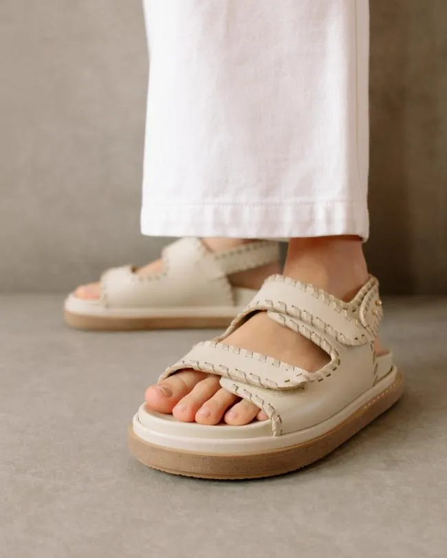ALOHAS Sandals Barrel 8211 White And Beige Leather Sandals 8211 Women