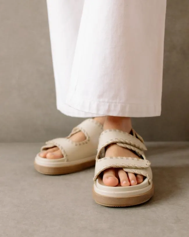 ALOHAS Sandals Barrel 8211 White And Beige Leather Sandals 8211 Women