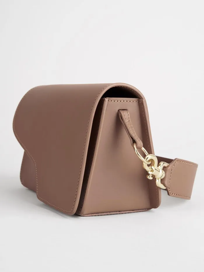 ATP Atelier Shoulder Bags Assisi Hazelnut Leather Shoulder Bag Hazelnut 8211 Women