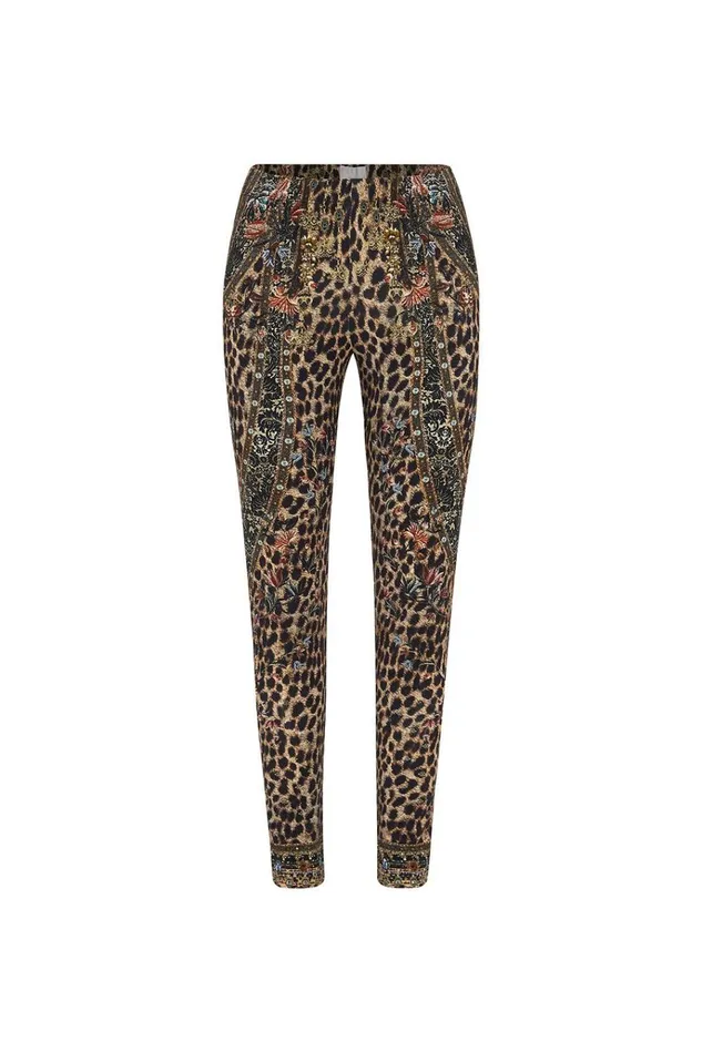 Camilla Extended Sizes Women Leggings Abingdon Palace