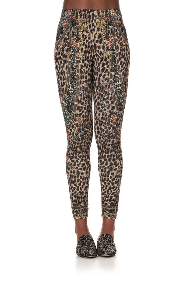 Camilla Extended Sizes Women Leggings Abingdon Palace