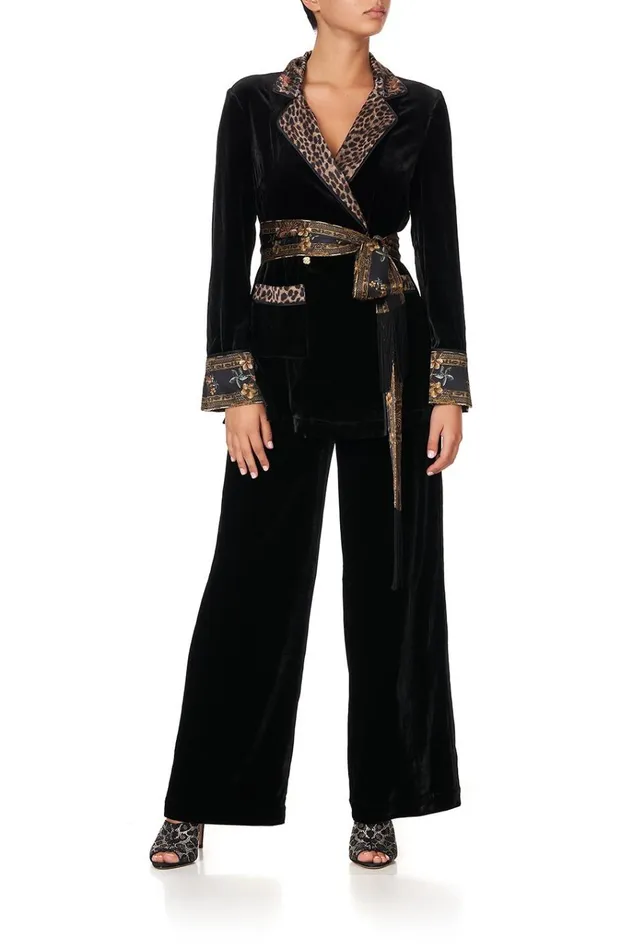 Camilla Modest Clothing Women Relaxed Jacket With Hip Pockets Abingdon Palace Camilla Modest Clothing Women Relaxed Jacket With Hip Pockets Abingdon Palace
