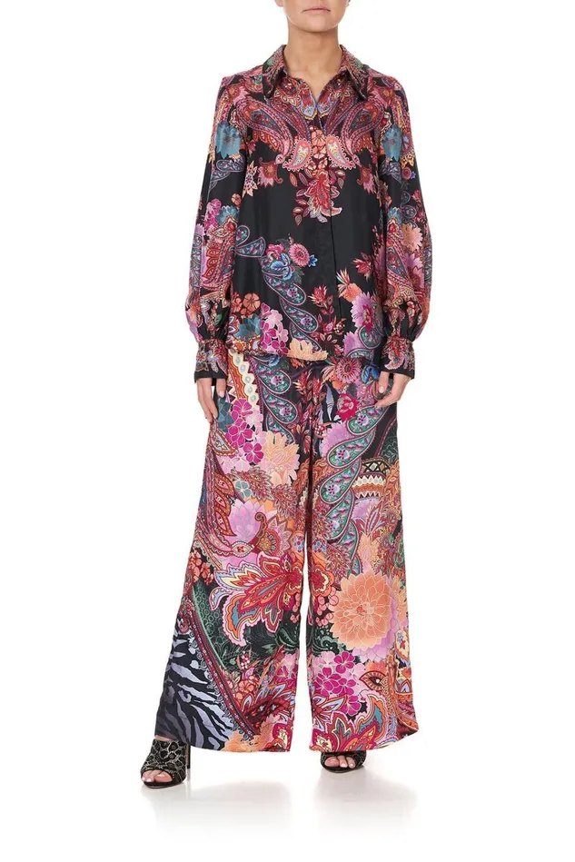 Camilla Tops Women Curved Collar Blouse Swinging Sixties