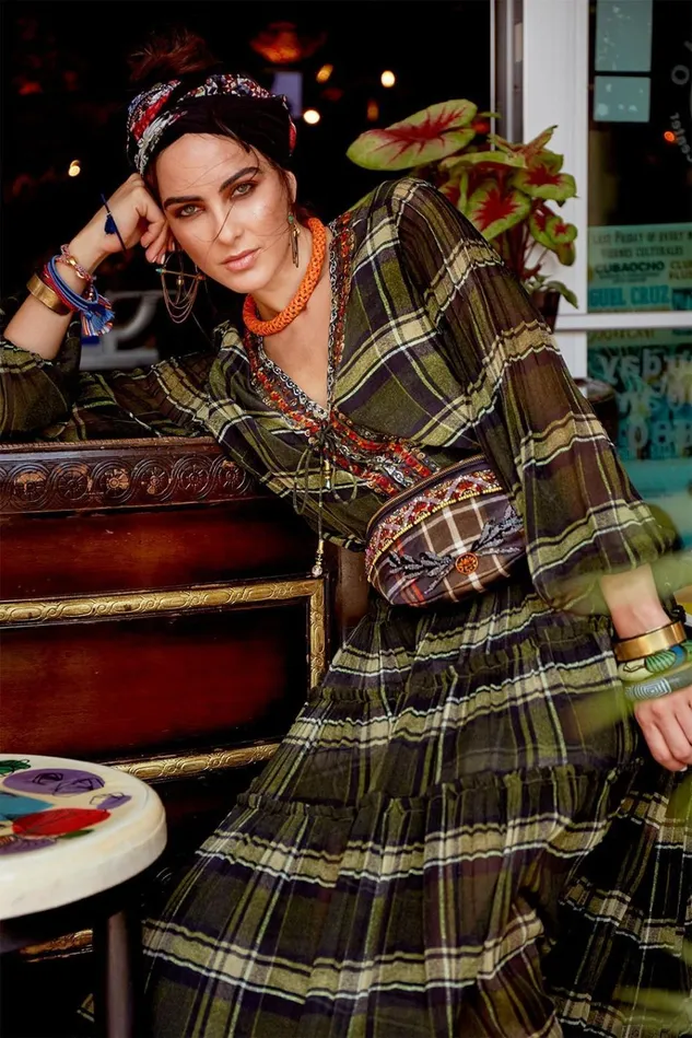 Camilla Tops Women Peasant Blouse With Front Lacing Campfire Stories