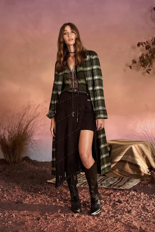 Camilla Tops Women Peasant Blouse With Front Lacing Campfire Stories