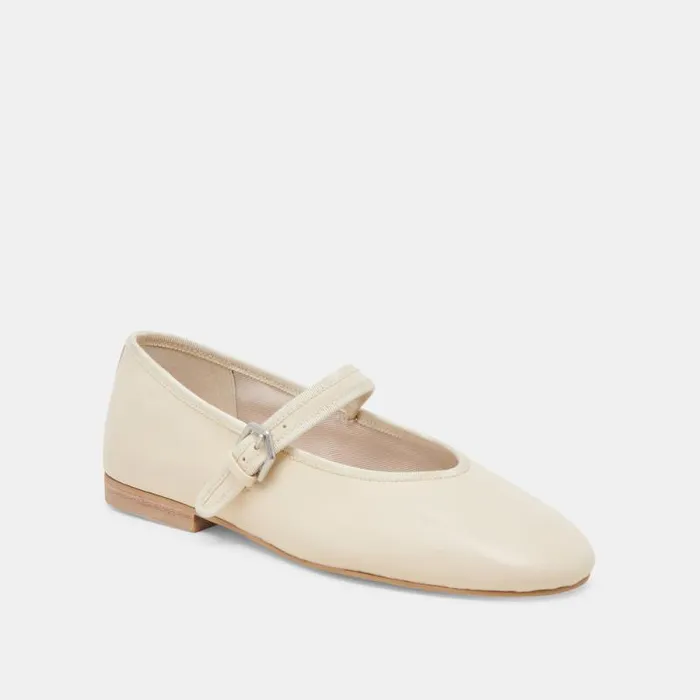 Dolce Vita Roslyn Ballet Flats Creme Leather Women Flats and Loafers