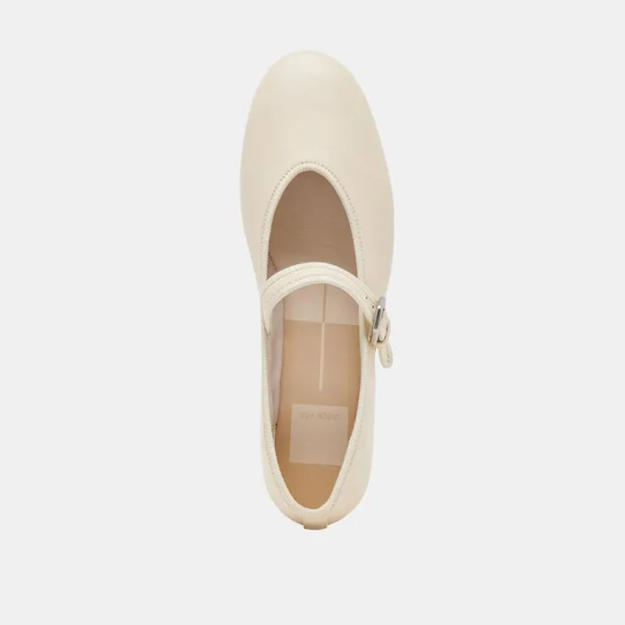 Dolce Vita Roslyn Ballet Flats Creme Leather Women Flats and Loafers