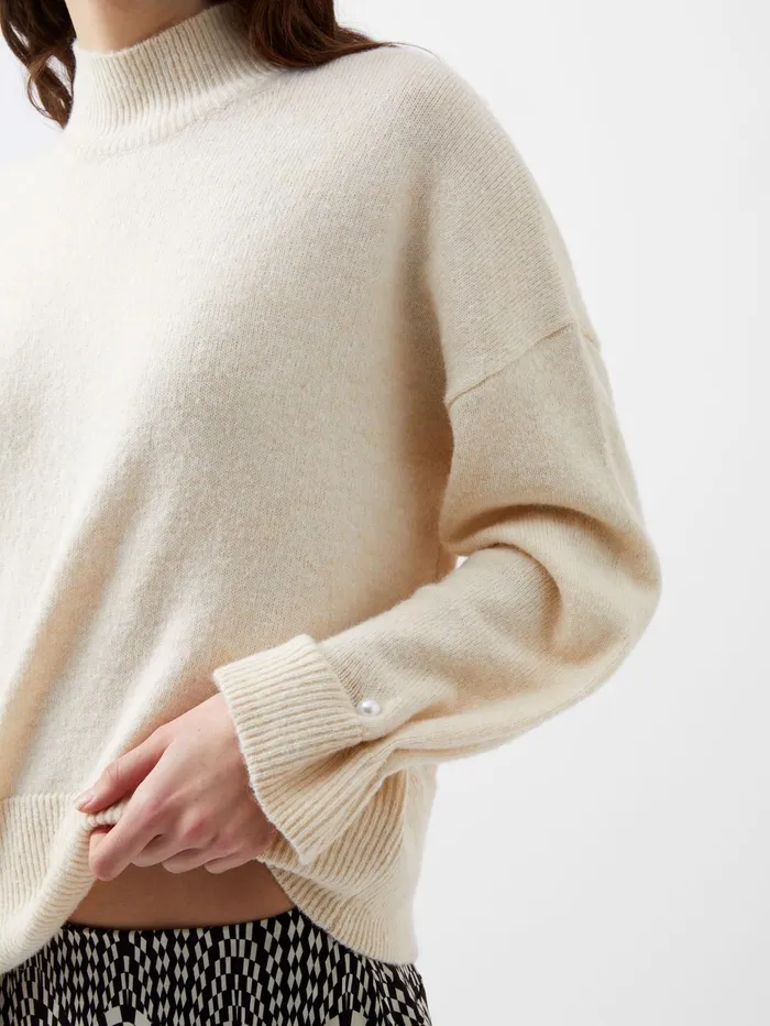 French Connection Kezia Recycled Pearl Cuff Detail Jumper Classic Cream Woman Jumpers and Cardigans French Connection Kezia Recycled Pearl Cuff Detail Jumper Classic Cream Woman Jumpers and Cardigans