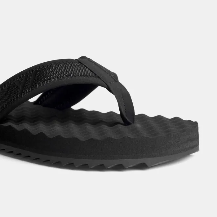 James Perse Kids Footwear YOSEMITE Sport Flip Flop Kids Blackblack 8211 MenWomen