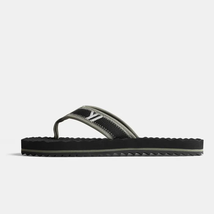 James Perse Kids Footwear YOSEMITE Sport Flip Flop Kids Blackgrey 8211 MenWomen