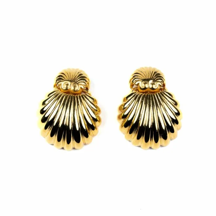 Kenneth Jay Lane Metallic Finish Earrings Women Gold Seashell Clip Earrings