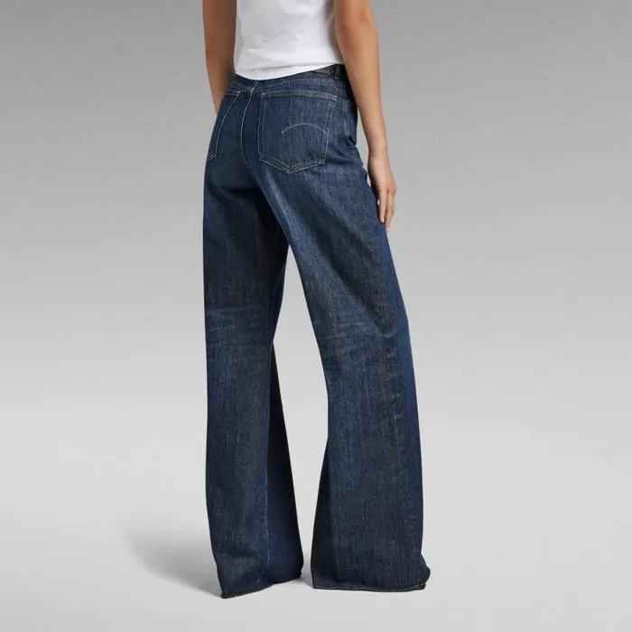 Loose Women GStar RAW Deck Ultra High Wide Leg Jeans Worn In Ocean Reef