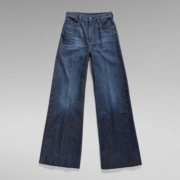 Loose Women GStar RAW Deck Ultra High Wide Leg Jeans Worn In Ocean Reef