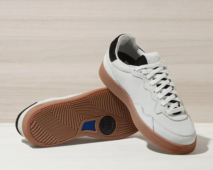 Low Tops Mens P448 Yam WhiteNero