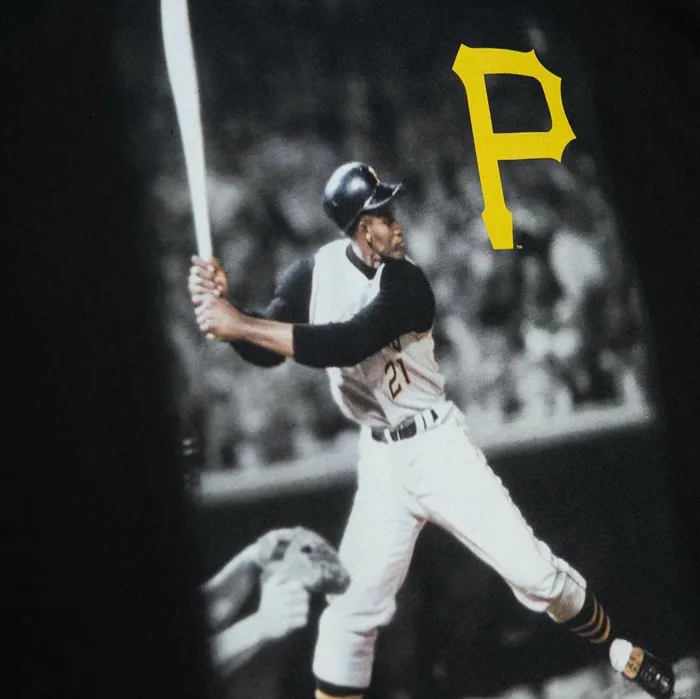 Men039s MLB Mitchell and Ness Batter Up LS Tee Pittsburgh Pirates Roberto Clemente Men039s MLB Mitchell and Ness Batter Up LS Tee Pittsburgh Pirates Roberto Clemente