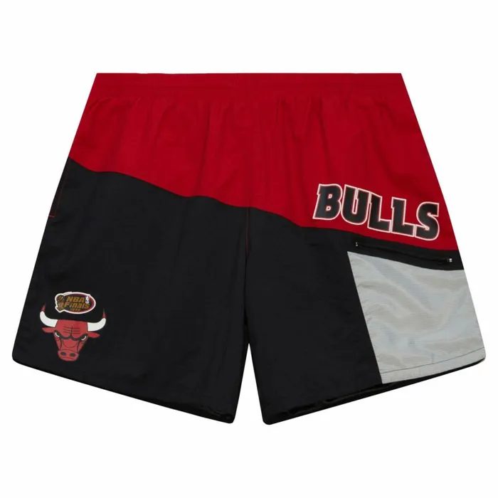 Men039s Shorts Mitchell and Ness Nylon Utility Shorts Chicago Bulls