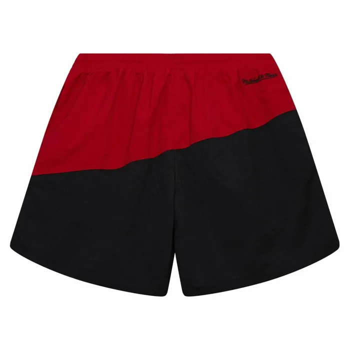 Men039s Shorts Mitchell and Ness Nylon Utility Shorts Chicago Bulls Men039s Shorts Mitchell and Ness Nylon Utility Shorts Chicago Bulls