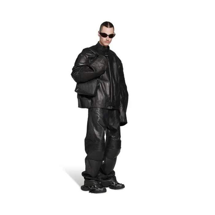 Men Crossbodies and Messengers Balenciaga Car New Camera Bag In Black