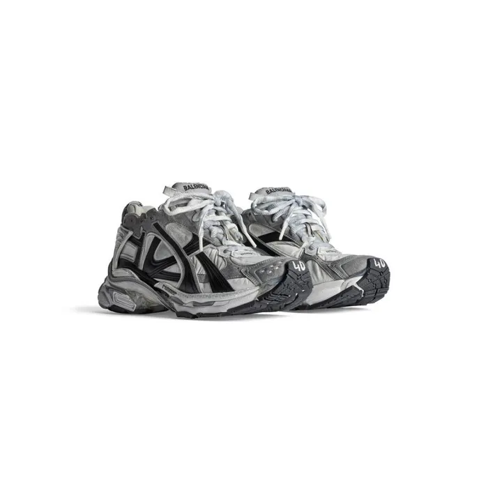 Men Trainers Balenciaga Runner Trainers In Greywhiteblack