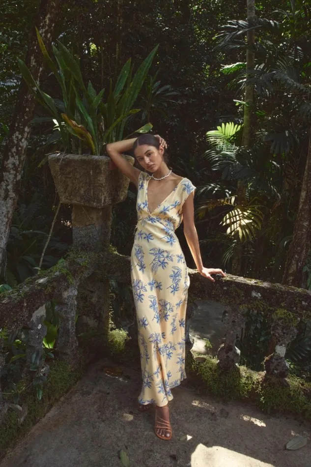 MidiMaxi Dresses Women VRG GRL Sunlit Isle Bias Cut Maxi Dress Iris MidiMaxi Dresses Women VRG GRL Sunlit Isle Bias Cut Maxi Dress Iris