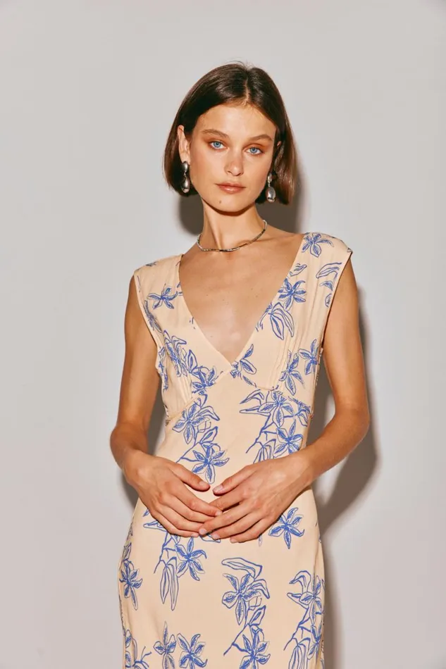 MidiMaxi Dresses Women VRG GRL Sunlit Isle Bias Cut Maxi Dress Iris MidiMaxi Dresses Women VRG GRL Sunlit Isle Bias Cut Maxi Dress Iris