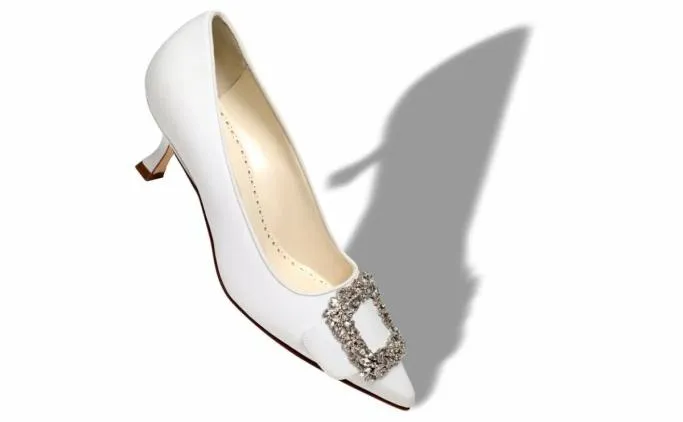 Pumps Women Manolo Blahnik MAYSALEPUMP 50Cream Crepe De Chine Buckle Detail Pumps