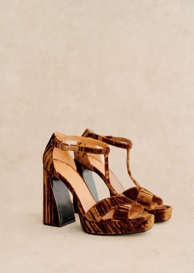 Szane Babies Ballerinas and Pumps Womens Sidonie High Sandals Camel Pleated Velvet