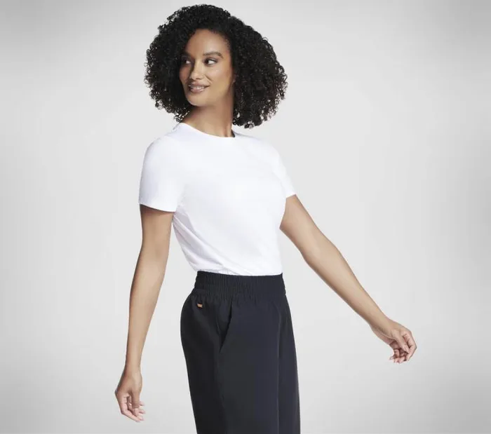 Skechers GO DRI Swift Tunic Tee White Women Tops Skechers GO DRI Swift Tunic Tee White Women Tops