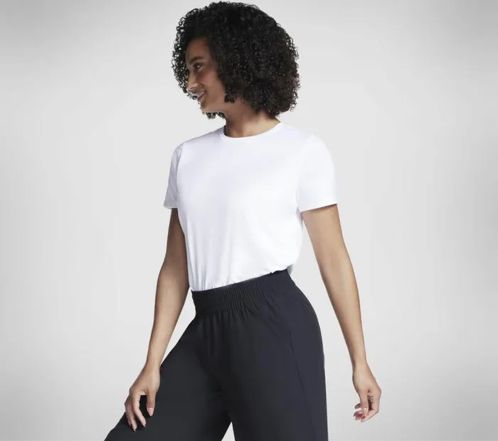 Skechers GO DRI Swift Tunic Tee White Women Tops Skechers GO DRI Swift Tunic Tee White Women Tops