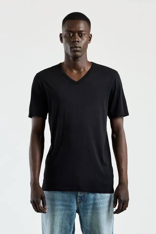 Tees Men COTTON CITIZEN Classic VNeck Tee Jet Black