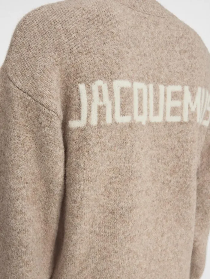 The Jacquemus Sweater Beige Men JACQUEMUS Knits The Jacquemus Sweater Beige Men JACQUEMUS Knits