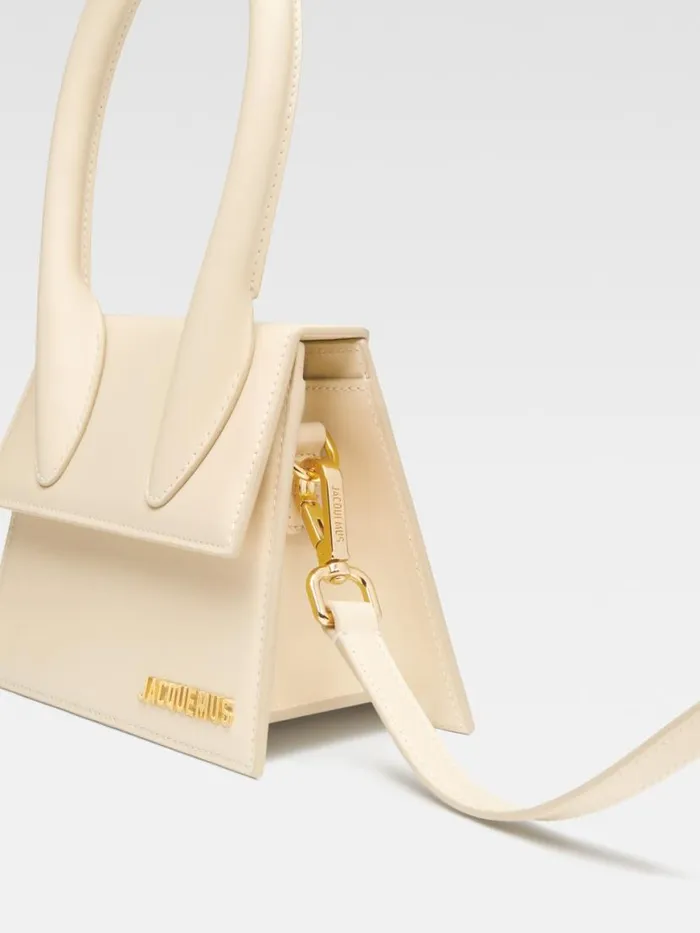 The Medium Chiquito Ivory Women JACQUEMUS Crossbody and Handbags The Medium Chiquito Ivory Women JACQUEMUS Crossbody and Handbags
