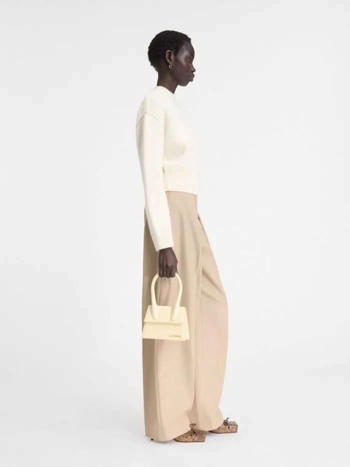 The Medium Chiquito Ivory Women JACQUEMUS Crossbody and Handbags The Medium Chiquito Ivory Women JACQUEMUS Crossbody and Handbags