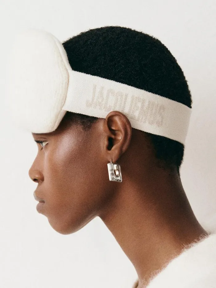 The Nuvola Mask Offwhite WomenMen JACQUEMUS Textile Accessories The Nuvola Mask Offwhite WomenMen JACQUEMUS Textile Accessories