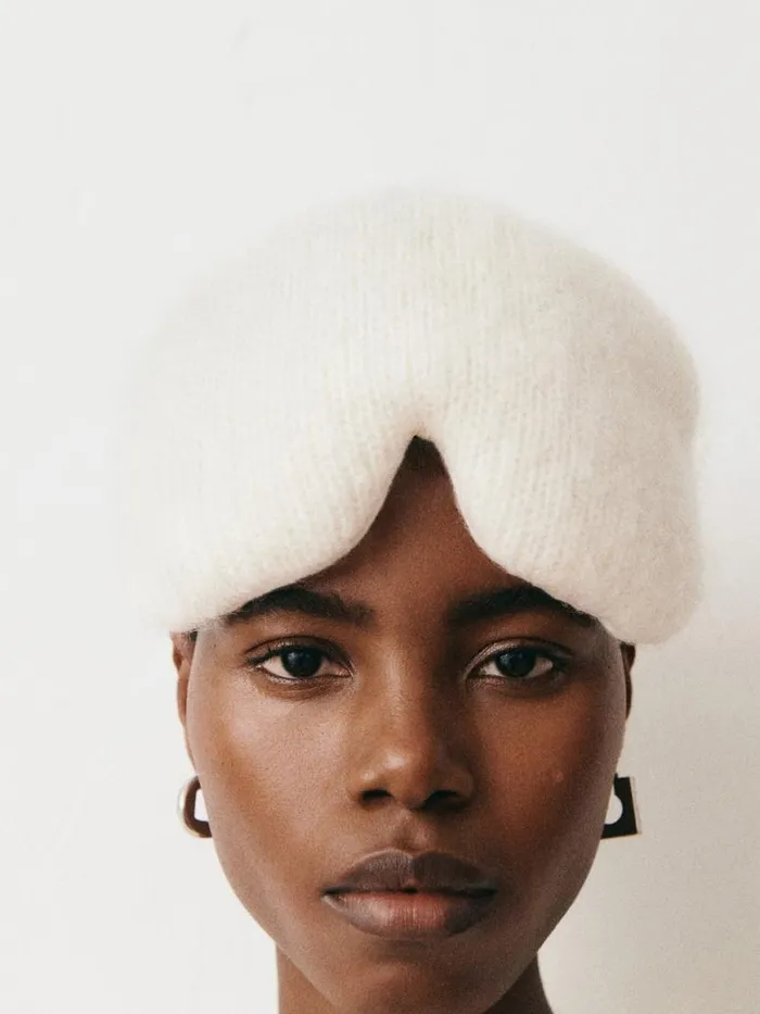 The Nuvola Mask Offwhite WomenMen JACQUEMUS Textile Accessories The Nuvola Mask Offwhite WomenMen JACQUEMUS Textile Accessories