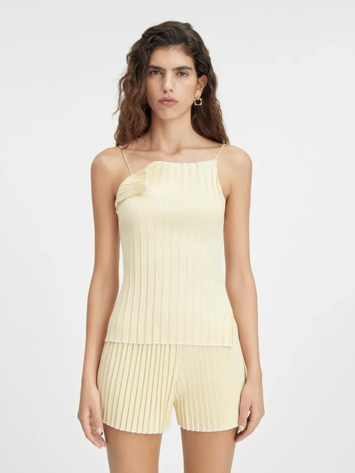 The Pleated Knit Top Light Yellow Women JACQUEMUS Tops and Shirts The Pleated Knit Top Light Yellow Women JACQUEMUS Tops and Shirts