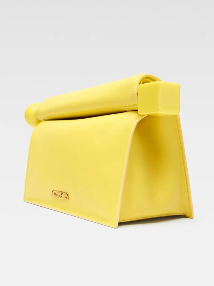 The Rond Carr Clutch Yellow Women JACQUEMUS Crossbody and Handbags The Rond Carr Clutch Yellow Women JACQUEMUS Crossbody and Handbags