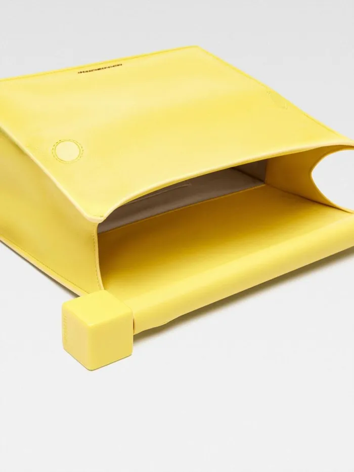 The Rond Carr Clutch Yellow Women JACQUEMUS Crossbody and Handbags The Rond Carr Clutch Yellow Women JACQUEMUS Crossbody and Handbags