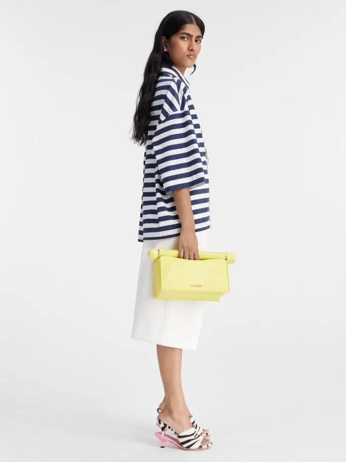 The Rond Carr Clutch Yellow Women JACQUEMUS Crossbody and Handbags The Rond Carr Clutch Yellow Women JACQUEMUS Crossbody and Handbags