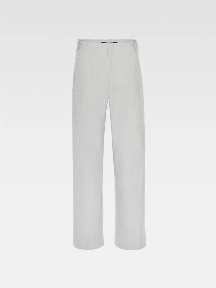 The Scala Pants Light Grey Men JACQUEMUS Trousers and Shorts The Scala Pants Light Grey Men JACQUEMUS Trousers and Shorts