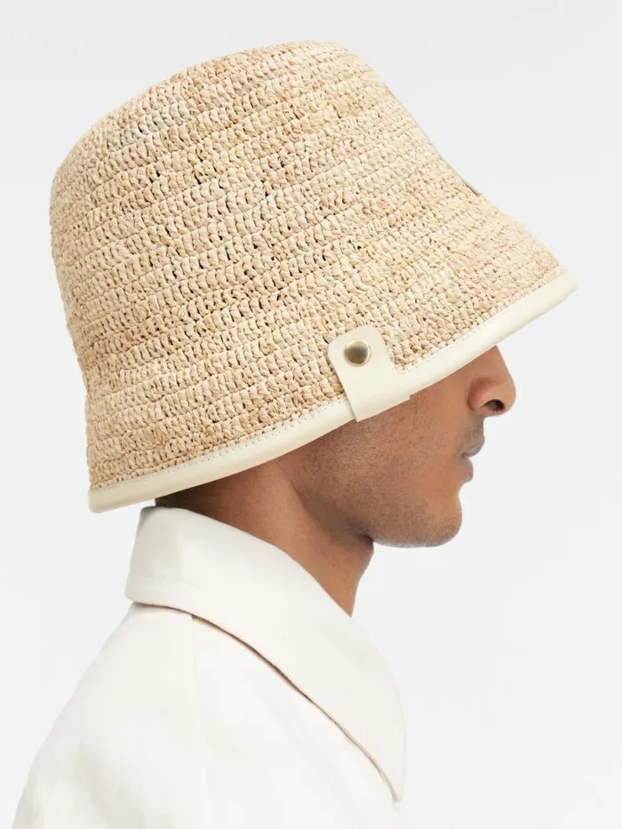 The Soli Bucket Hat Ivory WomenMen JACQUEMUS Hats The Soli Bucket Hat Ivory WomenMen JACQUEMUS Hats